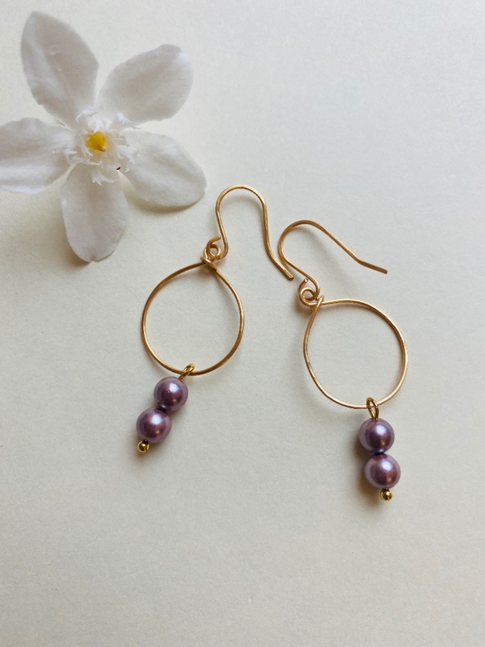 Handmade Hoop Earrings with Natural Shell Pearl Lavender Amethyst
